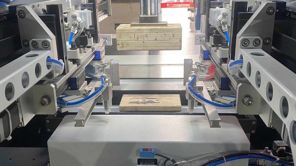 डबल फीडिंग डबल फॉर्मिंग रिजिड बॉक्स मेकिंग मशीन फास्ट स्पीड हाई प्रिसिशन फुल सर्वो कंट्रोल