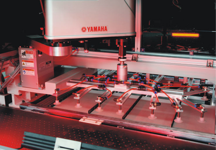 LY-485C-PK Fully Automated Machine Vision Case Wrapping System Rate 30 Pieces Per Minute